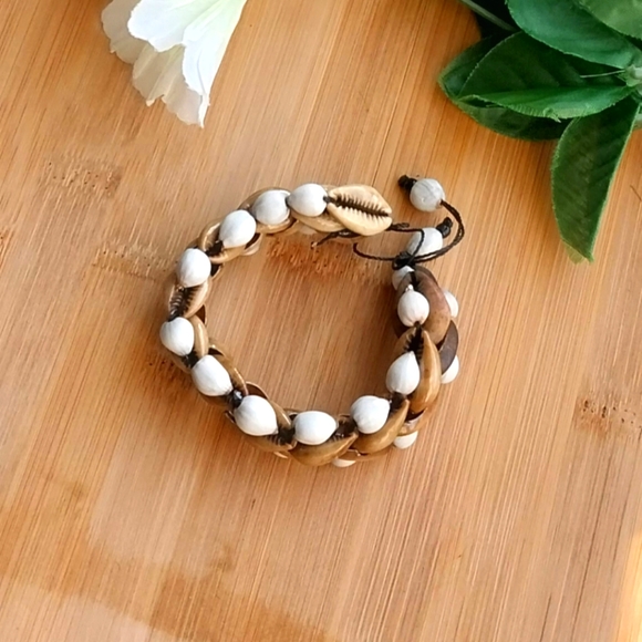 1PC Beautiful Woven Cowrie Shell Beaded Bracelet - Picture 8 of 11